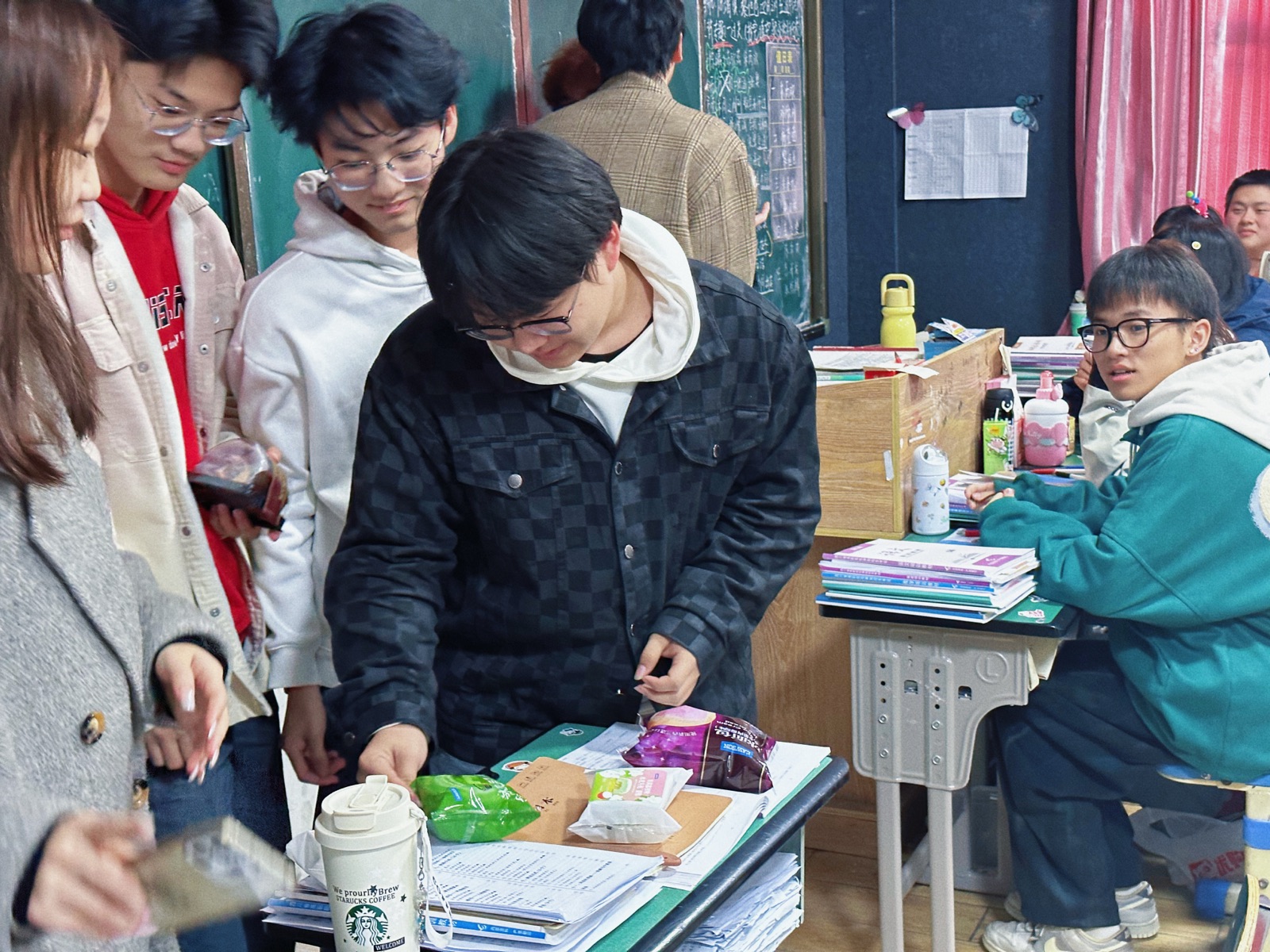 优秀学生表彰