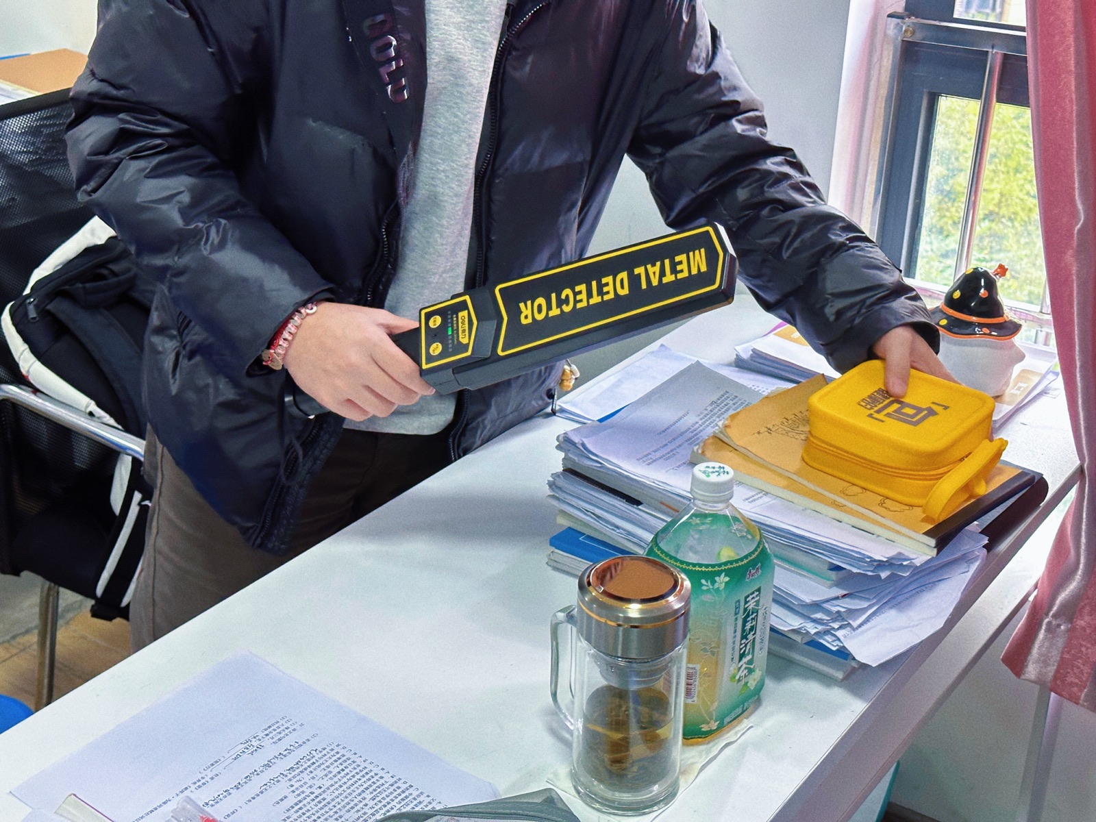 入校手机登记